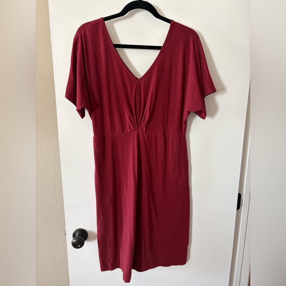 Pact Luxe Jersey Easy Dress, RED ❤️